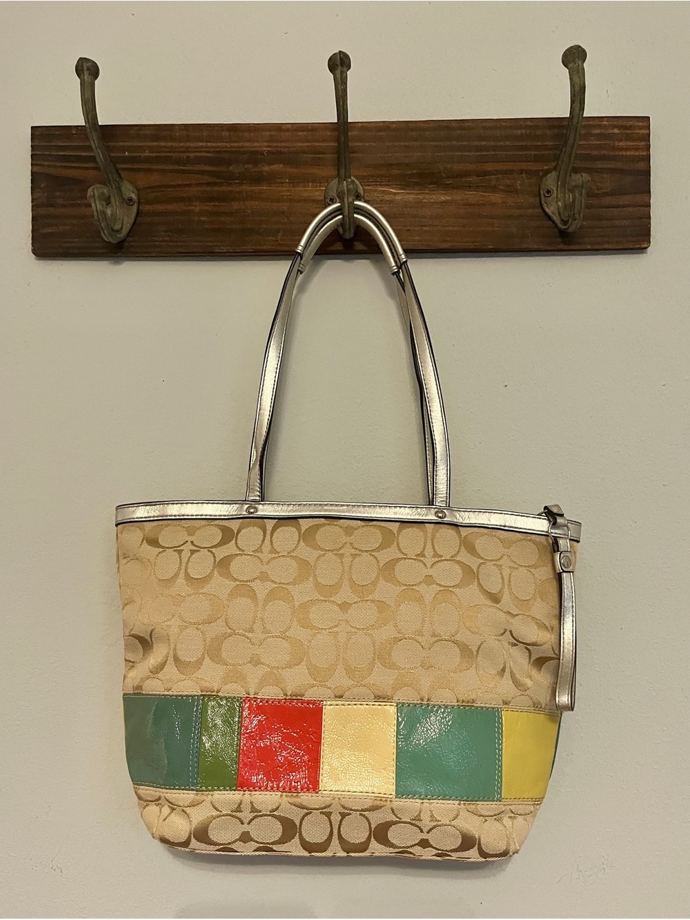Coach Beige Signature Multi Stripe Tote F17426 - Picture 7 of 15